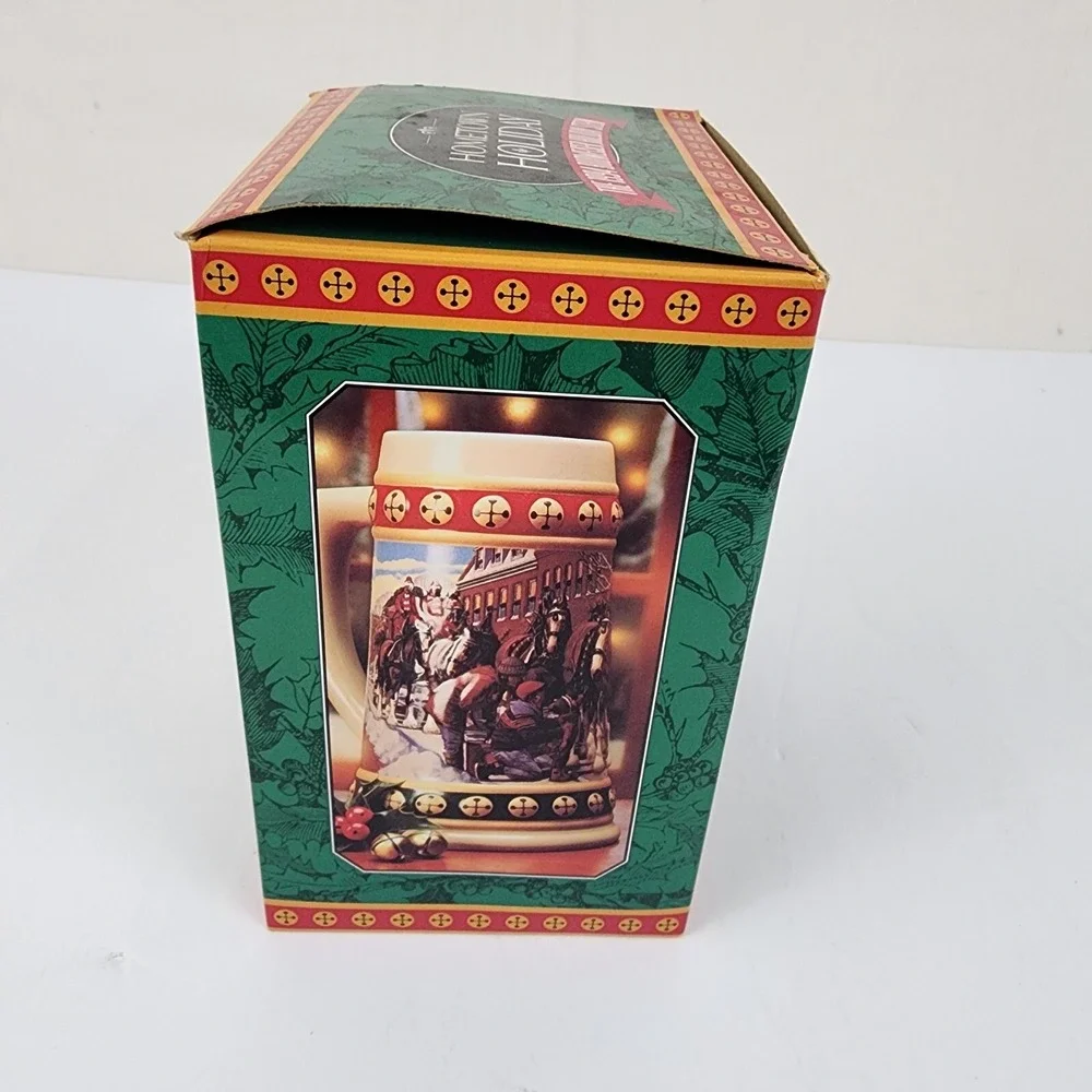 1994‎ BUDWEISER CERAMIC BEER STEIN HOMETOWN HOLIDAY NIB